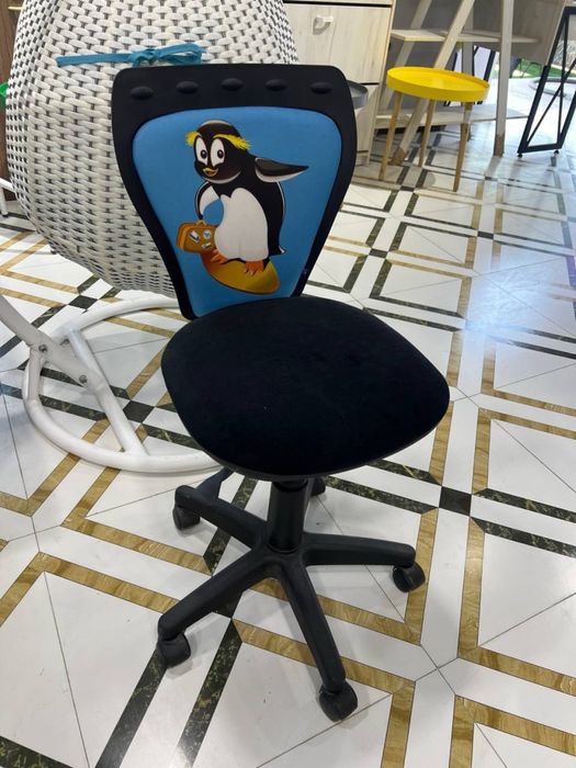 Детский кресло на заказ и в наличии