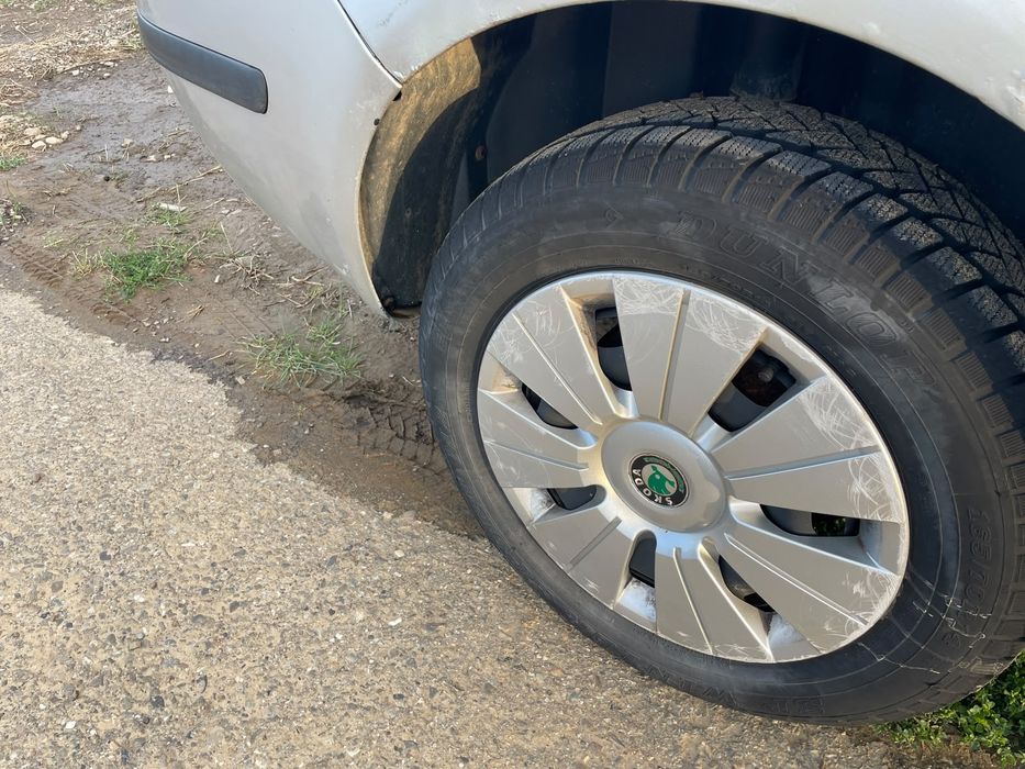 Vând skoda fabia