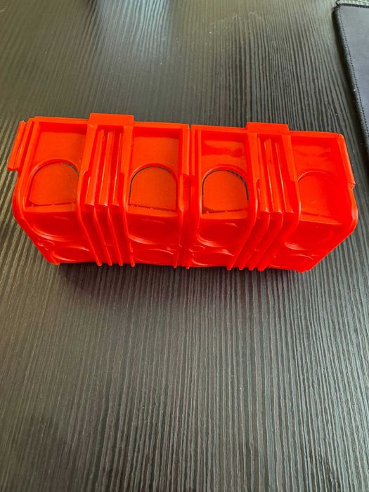 Квадратный подрозетник для выключателей розеток