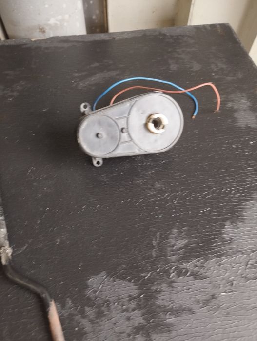 Рулевой редуктор для электро машинки(детской)