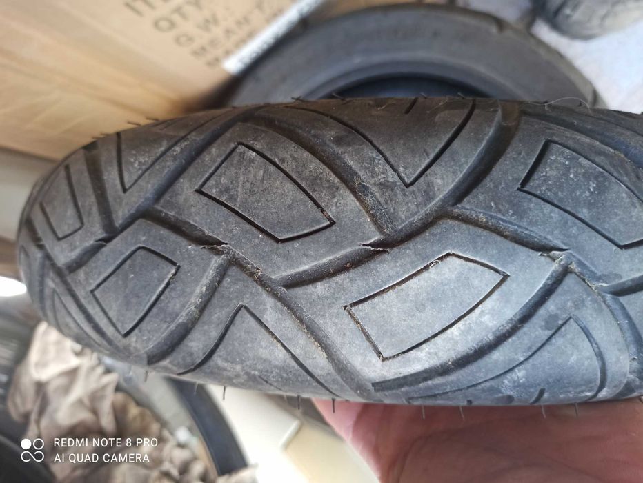 Гумa за скутер 110/70/11. 120/70/10 pirelli