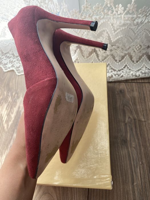 Замшевые бордовые туфли 37!