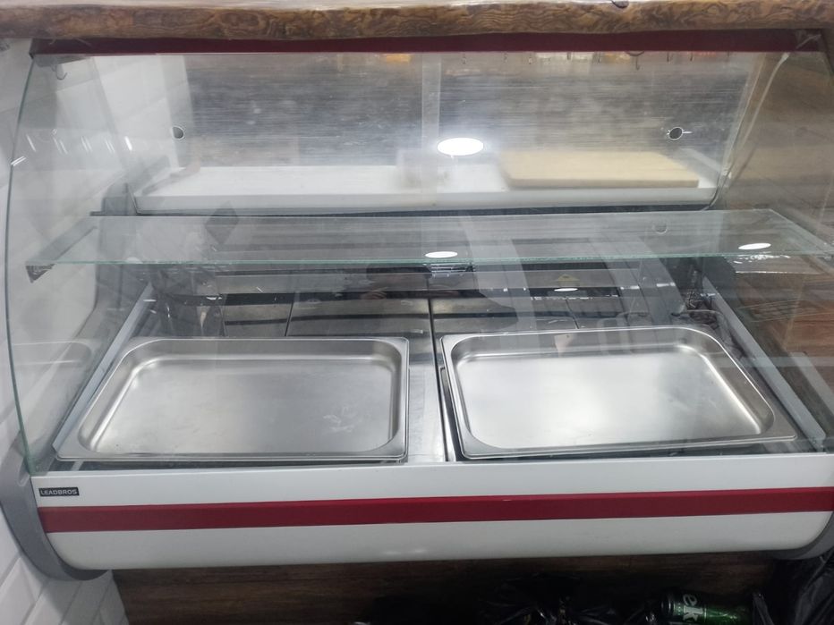 Холодильник витрина
