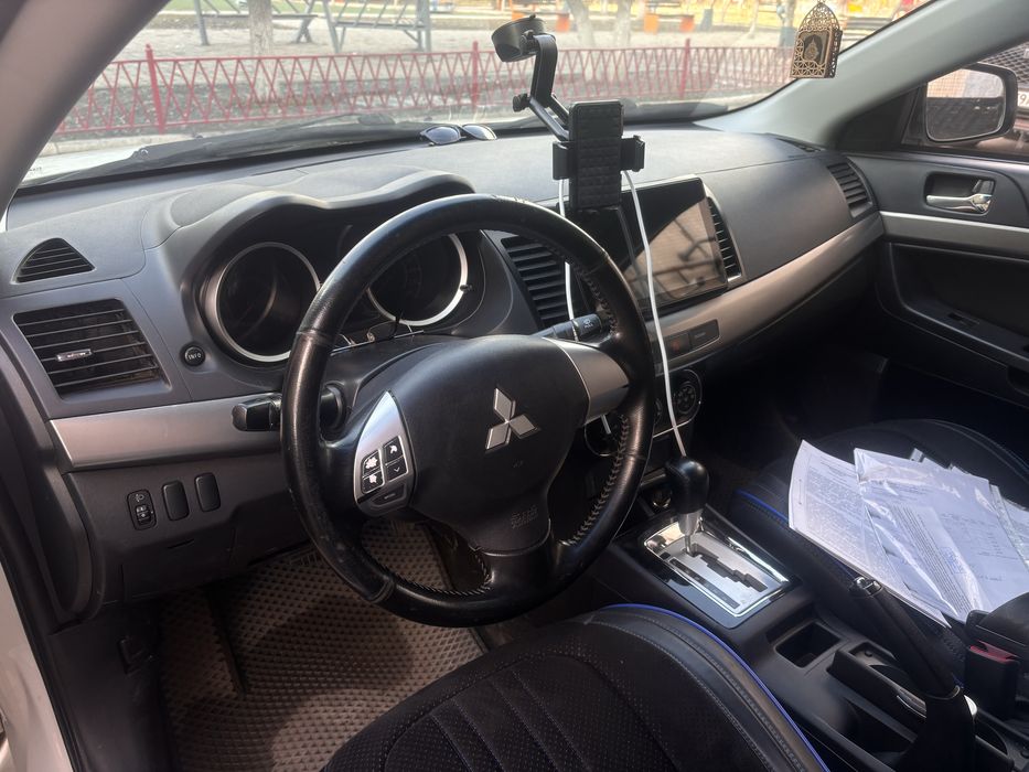 Митсубиси ланцер ЯПОШКА