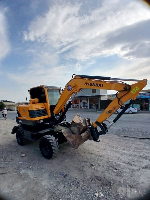Sotiladi. Hyundai 55w