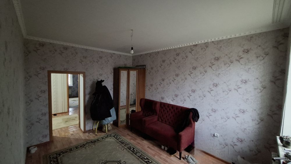 Кең үи сатылады,