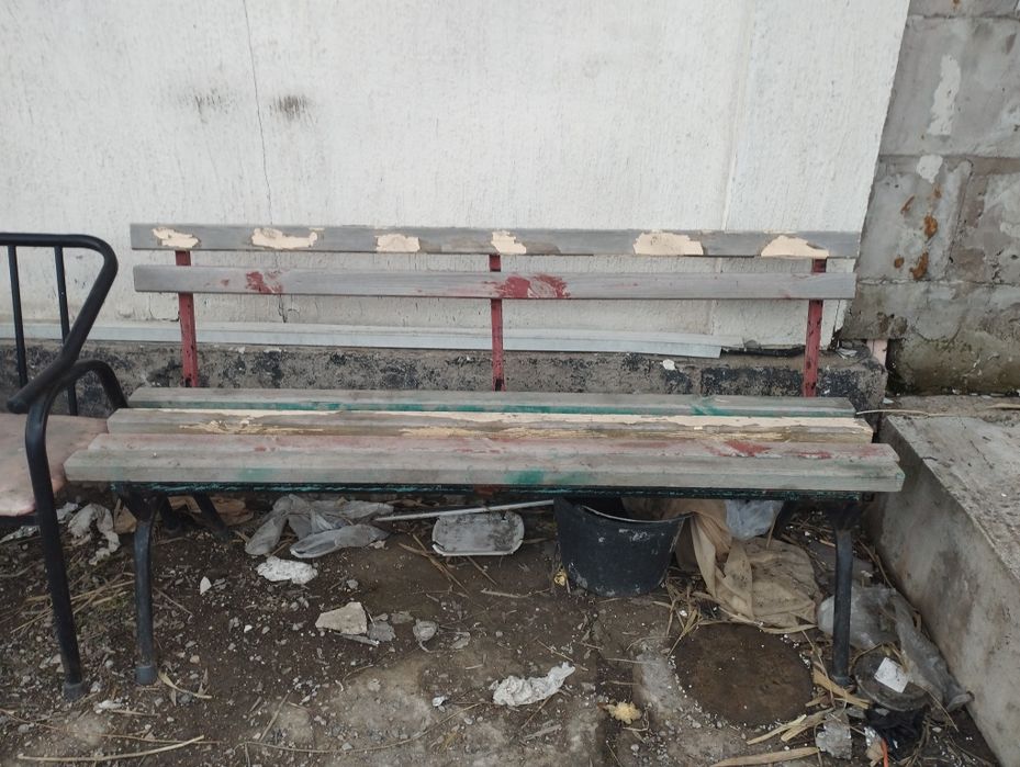 Лавочка уличная ..