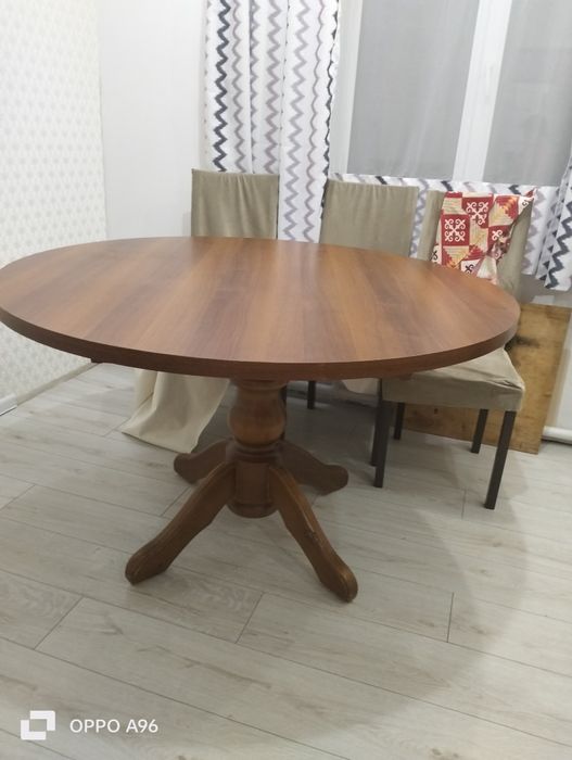 Стол обеденный круглый