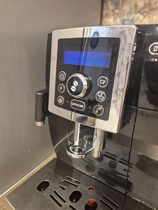 Vand Espressor automat De'Longhi Cappuccino ECAM 23.460.B