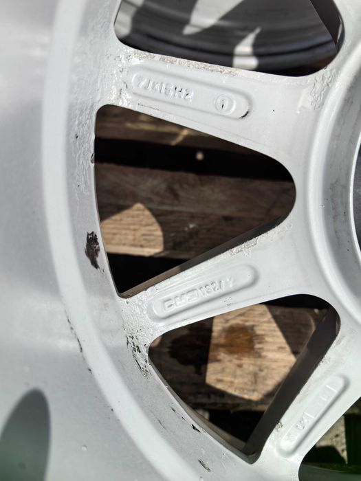 15 цола 4 х 100 мм Дачия / Тойота / Кия / Хюндай / МАзда -7 Инча/ЕТ 35