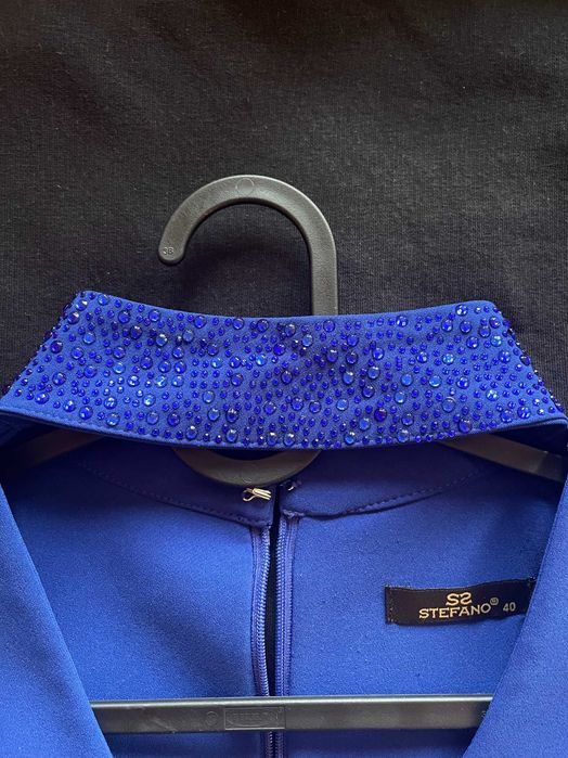 Парти рокля в кралско синьо