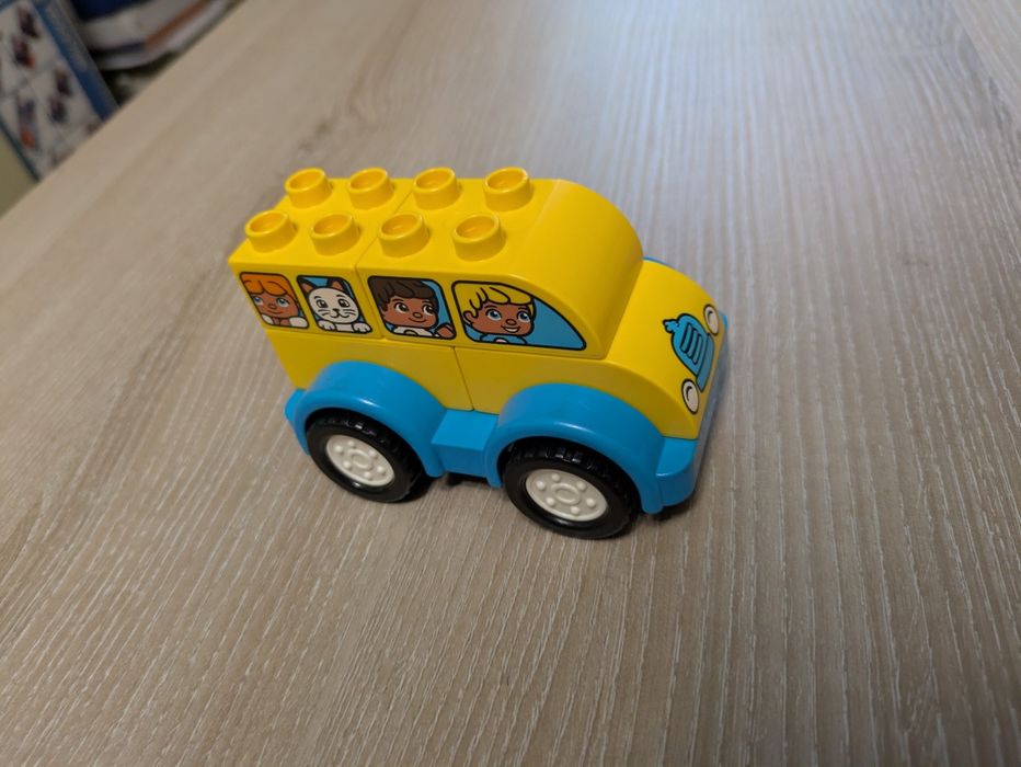 Lego Duplo 10851 + alte piese lego duplo