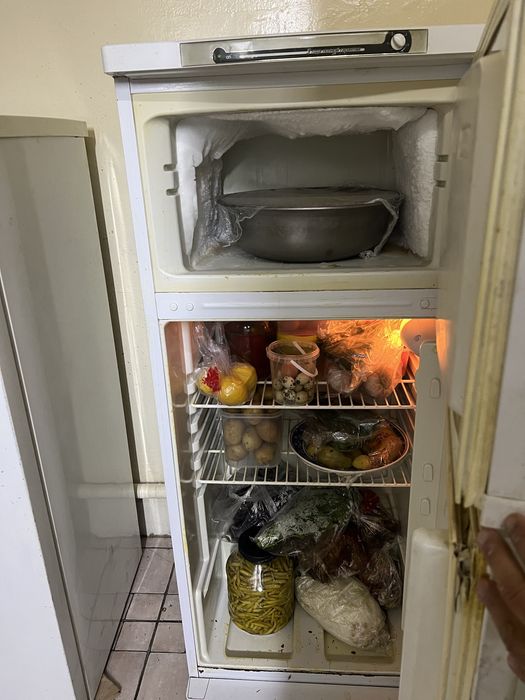 Холодильник и морозильник