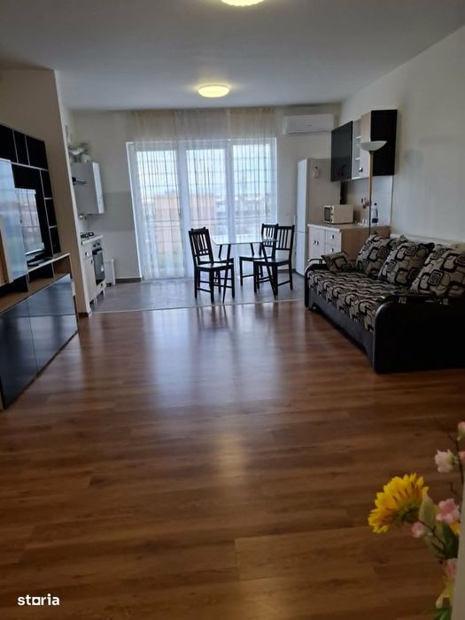Apartament 3 camere Tractoru Coresi