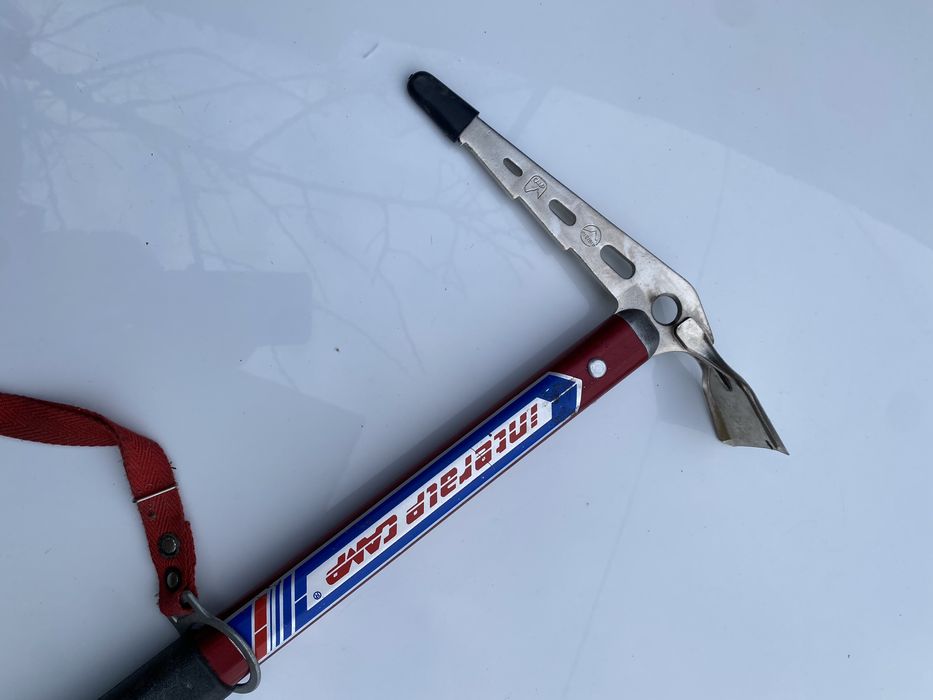 Пикел. Туристическа екипировка