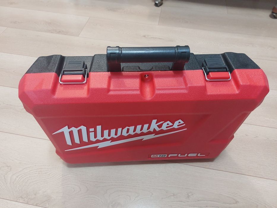 Set scule Milwaukee M18 Fuel