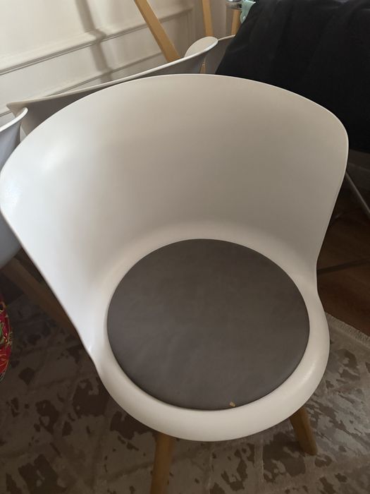 Продам стол и стулья