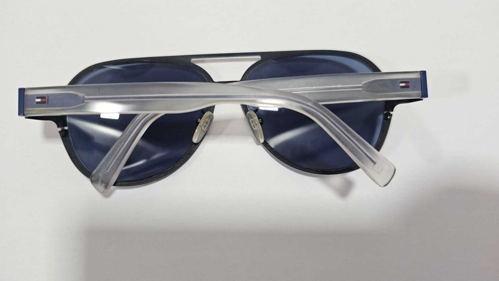 Слънчеви очила Tommy Hilfiger