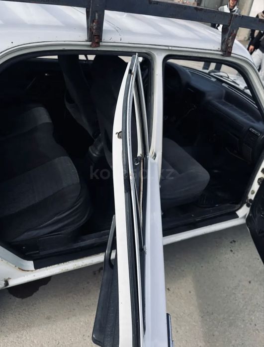 Көріңіздер келіп жаксы машине