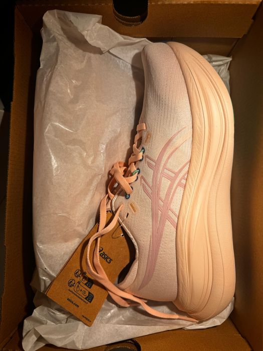 ASICS GEL-nimbus 28