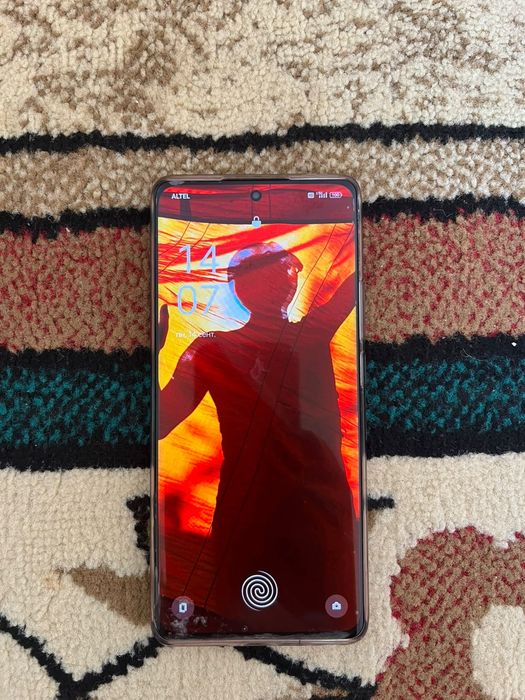 Oppo reno 10 ,5 g