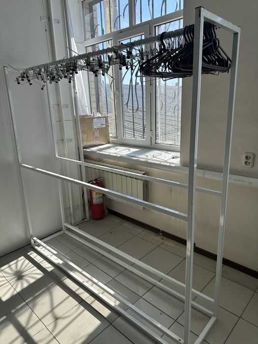 Продам торговое оборудование