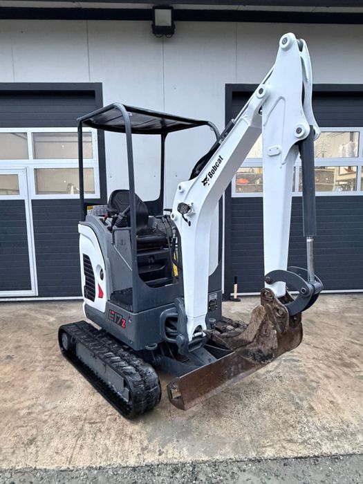Miniescavator bobcat 1,7 tone poaibilitate rate cu avans 50 %