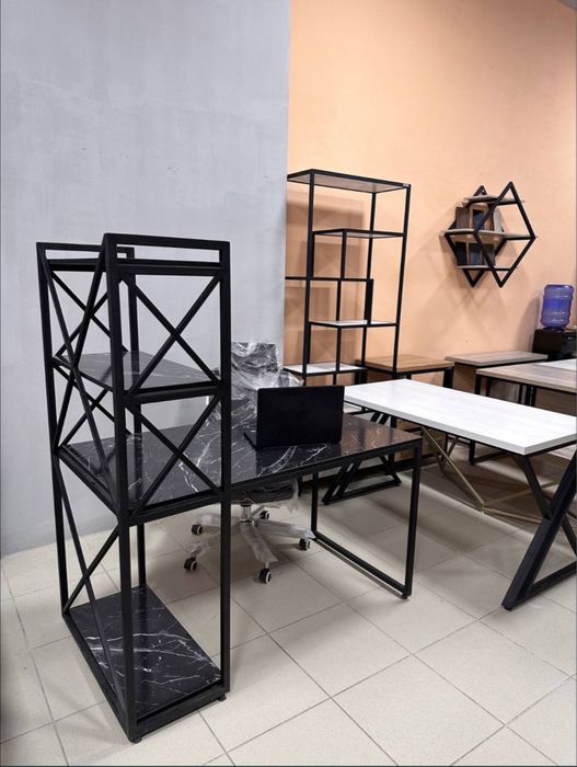 Стол в стиле лофт