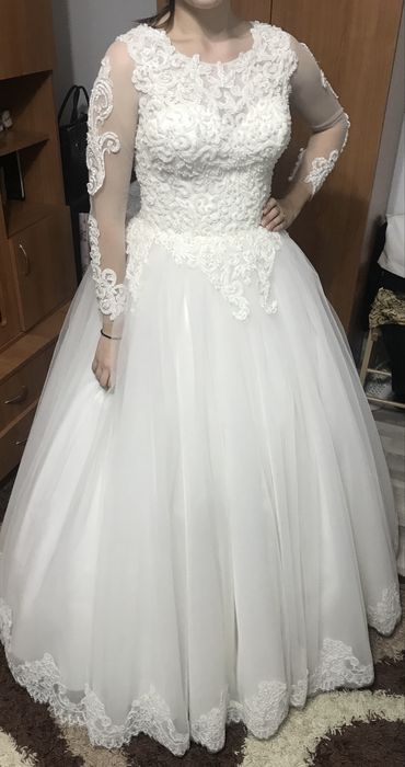 Rochie mireasa perlute dantela