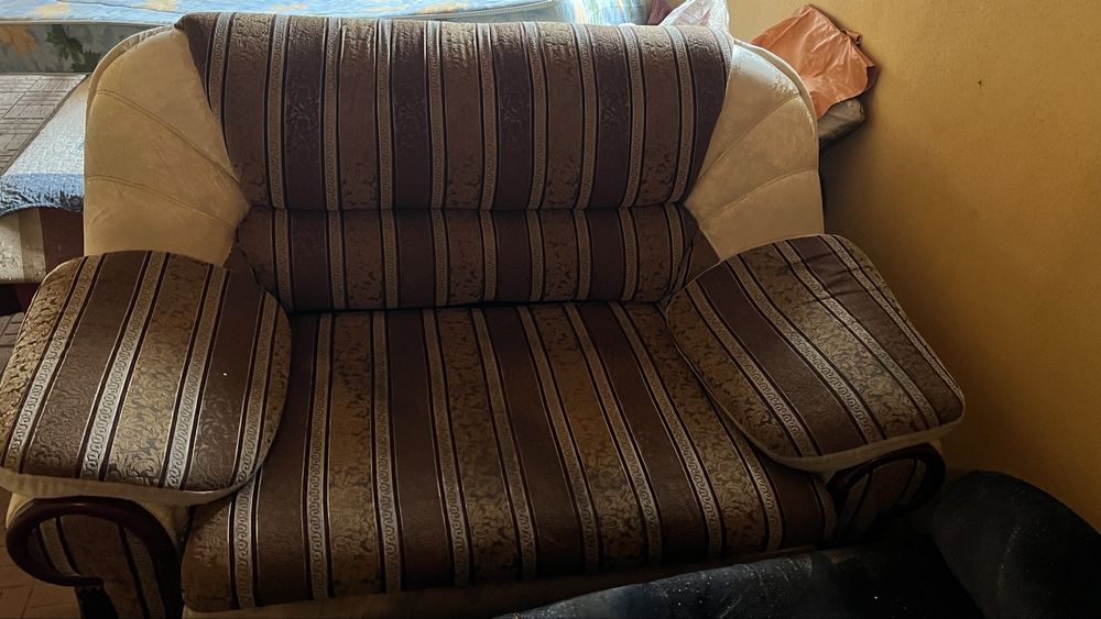 продам диван, торг имеется