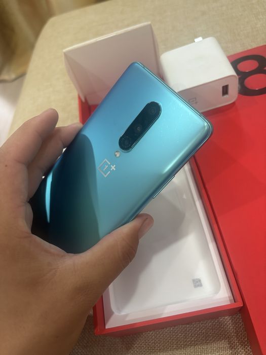 Продам OnePlus 8 8/128gb голубой