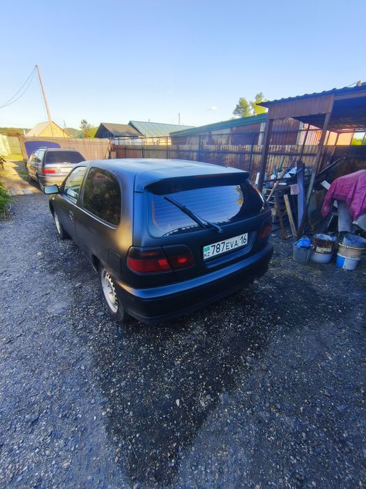 Nissan Almera 1996