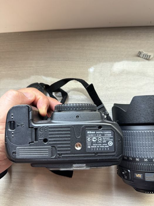 Nikon D7000, в коробке. новый