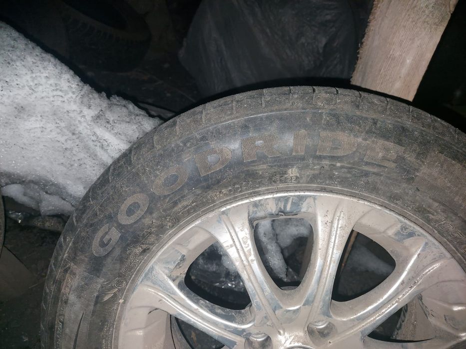 Продам новые Шины с дисками, 185/65/R14