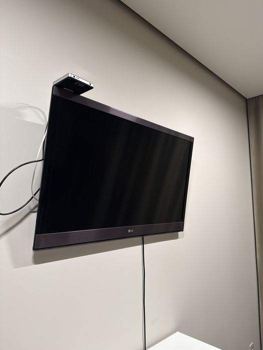 Продам телевизор LG, диагональ 45 дюймов