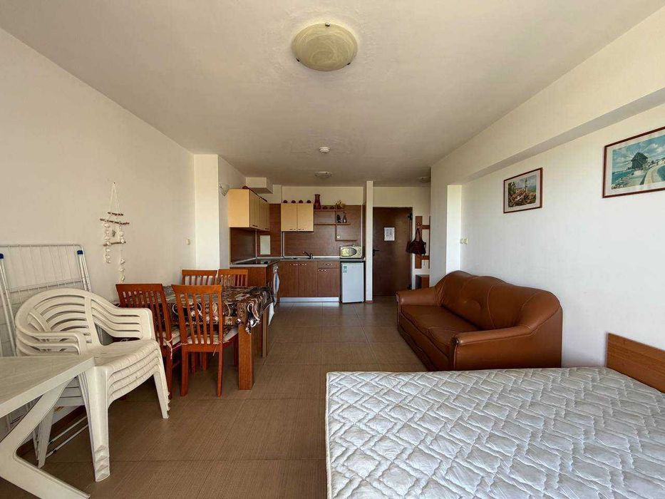 Продава се Двустаен апартамент в к.к. Слънчев бряг - 66 кв.м за 1135 €/кв.м - Снимка #4