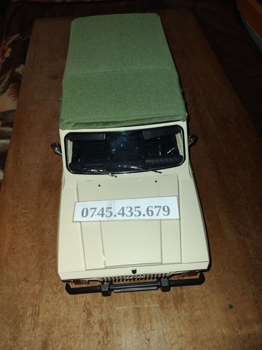 VIND MACHETĂ ARO 240 NOUĂ impecabilă preț 5000 ron