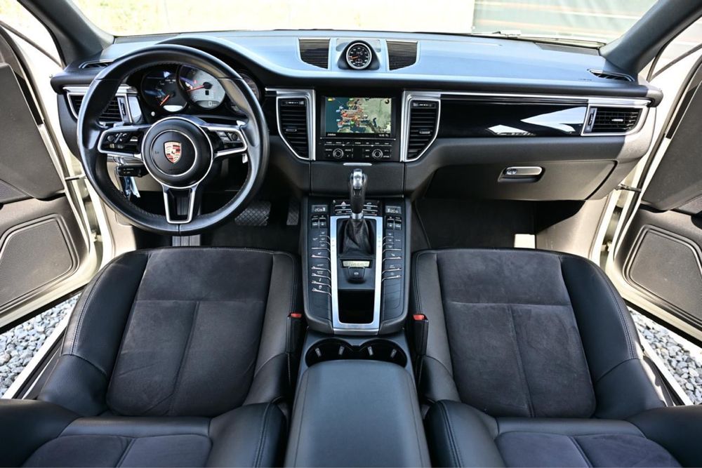 Porsche Macan 3.0TDI 258CP Xenon/Panoramic/Chrono