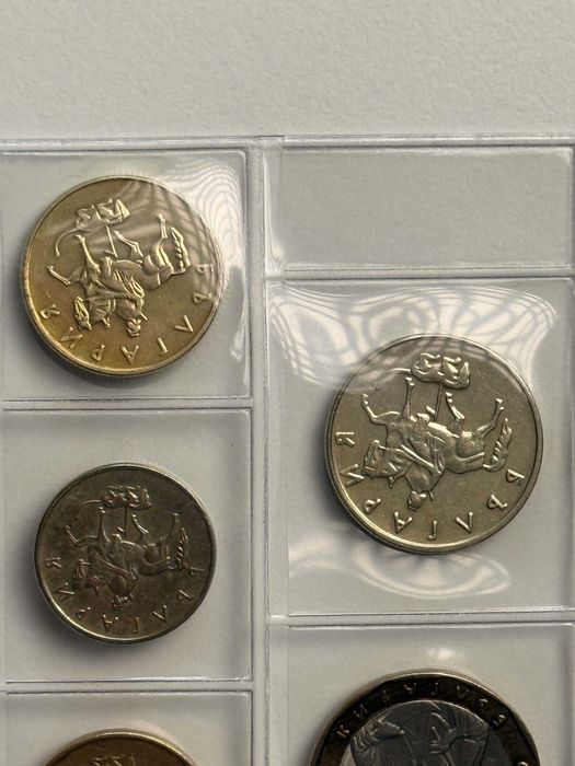 Пълен лот монети 1999г + Пълен лот 2000г + 1 лев 2002г + 2 лева 2015г