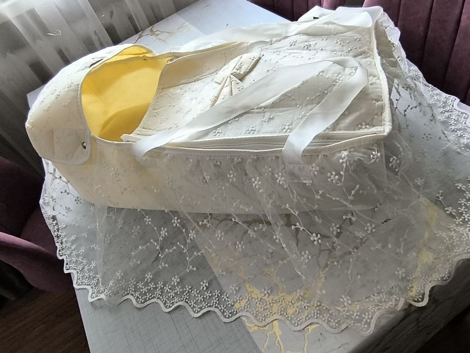 Продам люльку переноску, нарядная