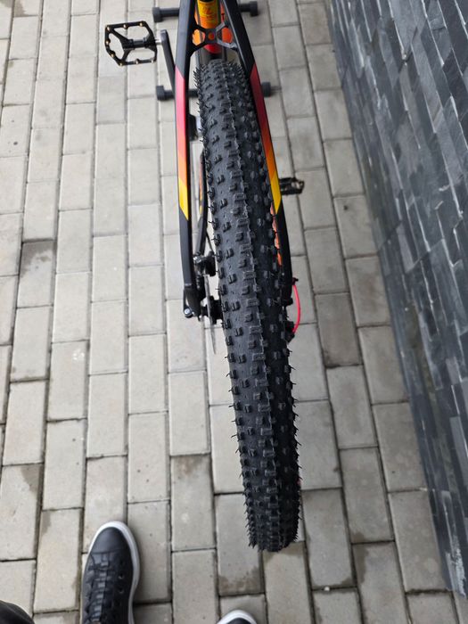 Vand  bicicleta  mountaine bike Devron, ca noua in garantie .(Variante)