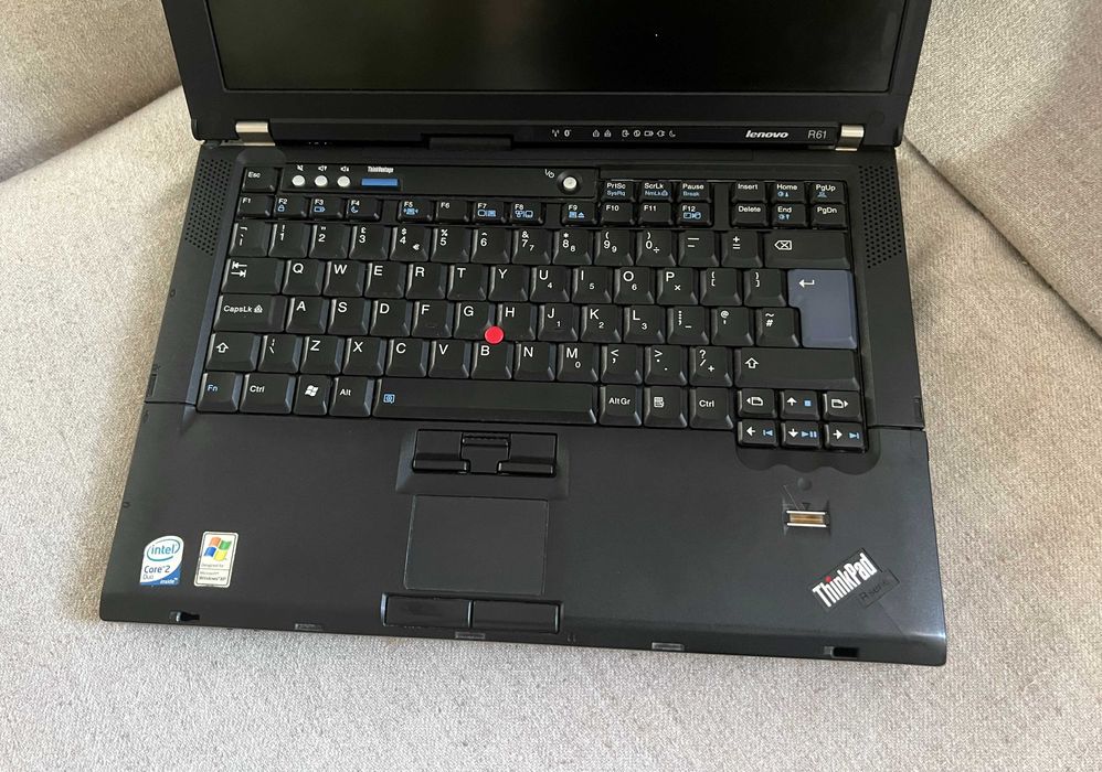 Laptop Lenovo ThinkPad R61 Core 2 Duo DEFECT fara HDD baterie