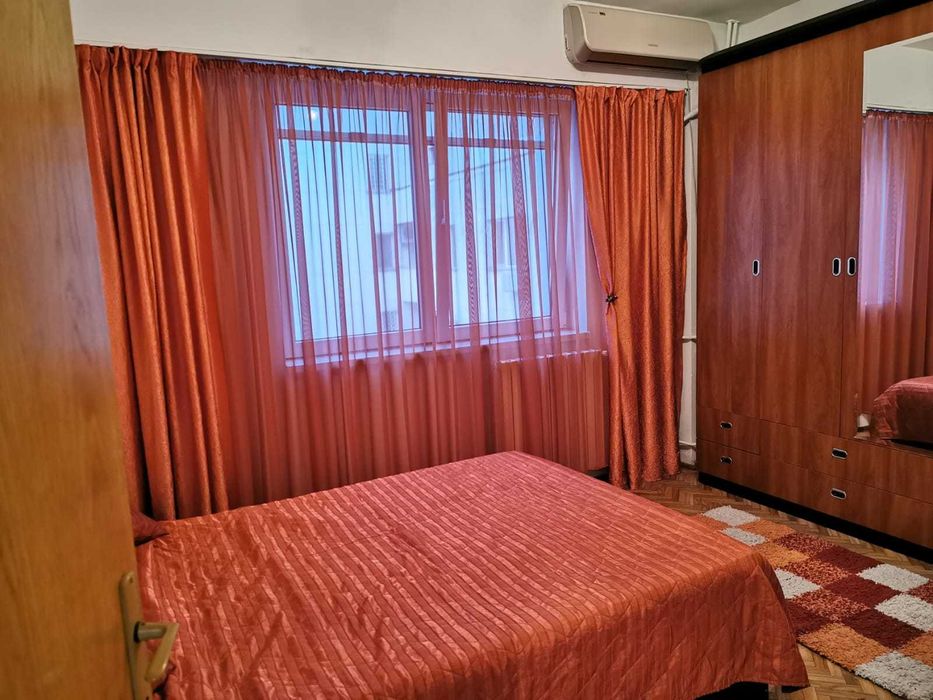Direct proprietar inchiriez 3 camere Berceni-Sos.. Olteniței