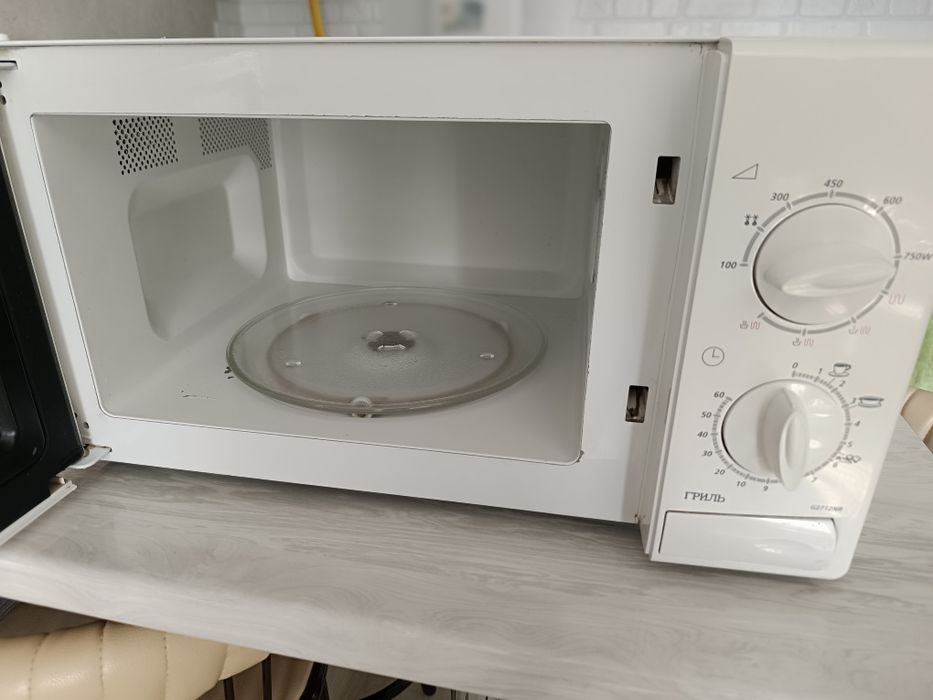 Микроволновая печь. Samsung