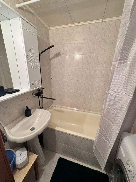 Сдам 2кв в центре города