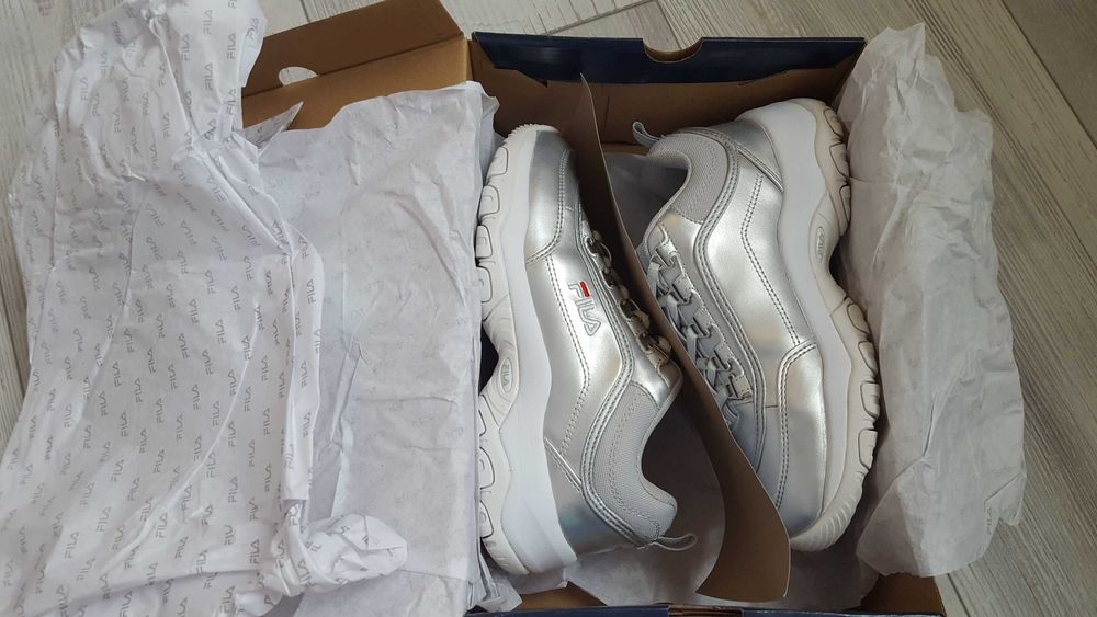 Сив металик маратонки FILA STRADA F WOMEN за момиче с р-р EUR38