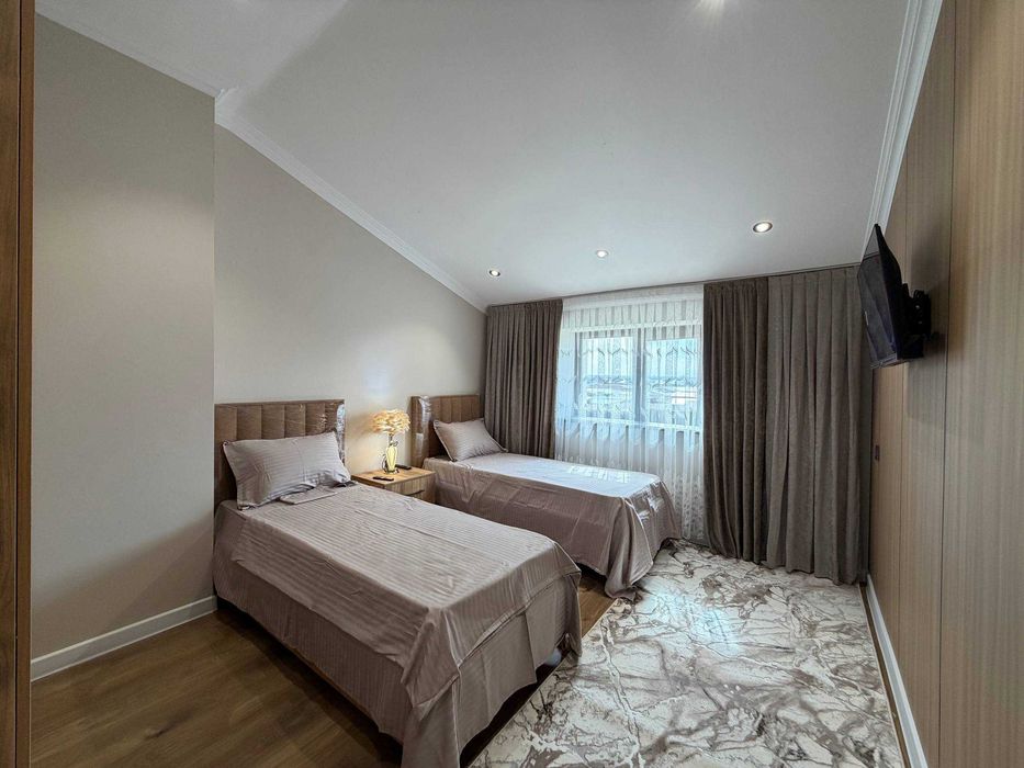 №4795 Продается квартира мансарда с евро ремонтом 3х ком 93кв