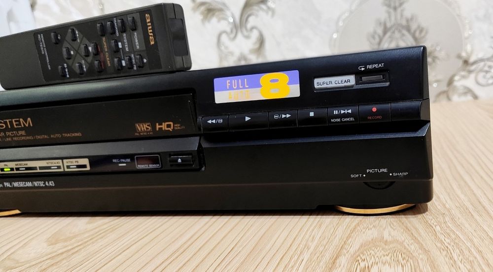 видеомагнитафон Aiwa