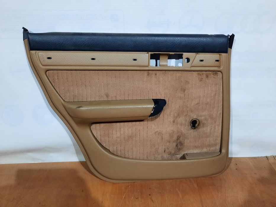 Обшивки дверей Ауди 100 С4