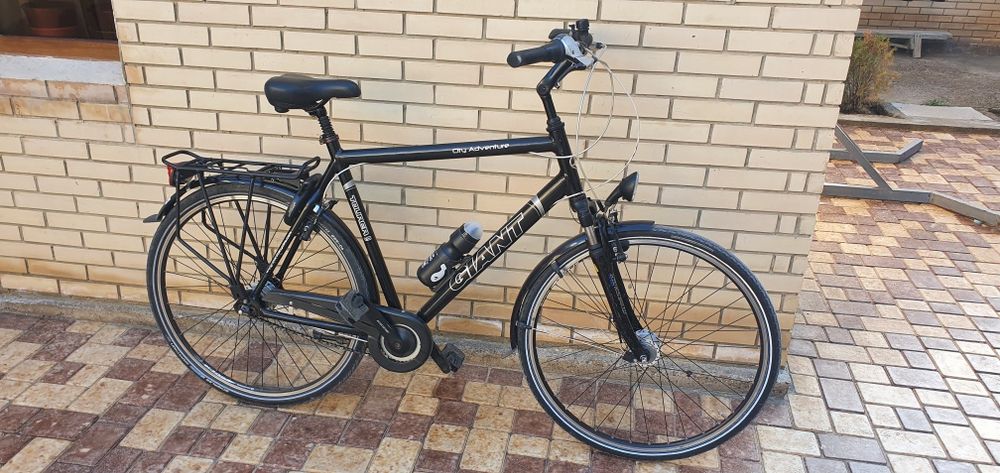Продаётся велосипед GIANT tourer 1.0
